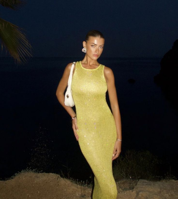 Różowa sukienka maxi bez rękawów