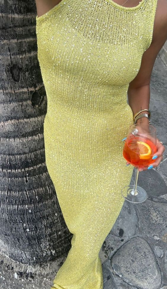 Różowa sukienka maxi bez rękawów