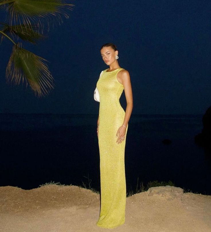 Różowa sukienka maxi bez rękawów