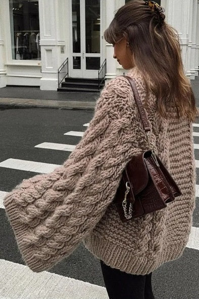 Sweter Knit