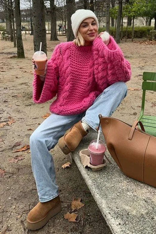 Sweter Knit
